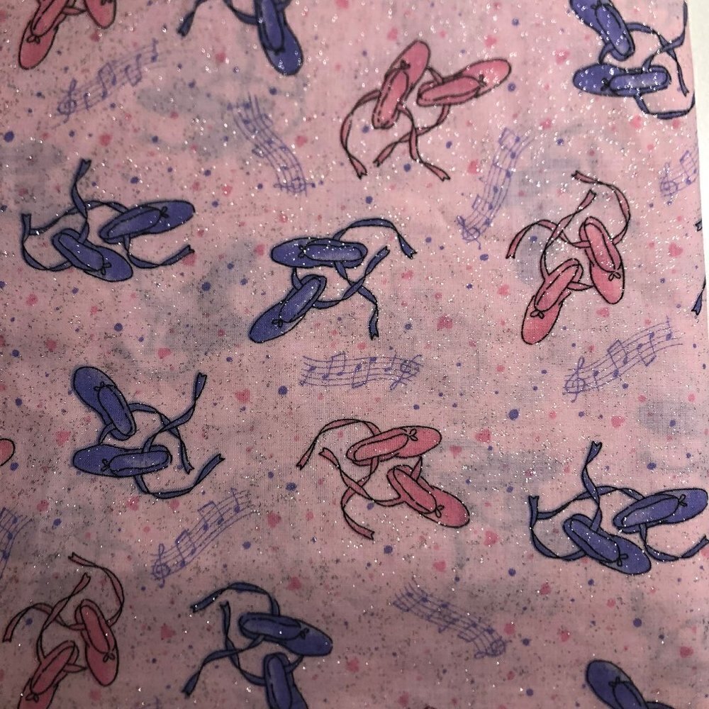 🛒 $16 Quilt Cotton Fabric Material 2 1/8 yards Ballet Slippers Girls Pink #722